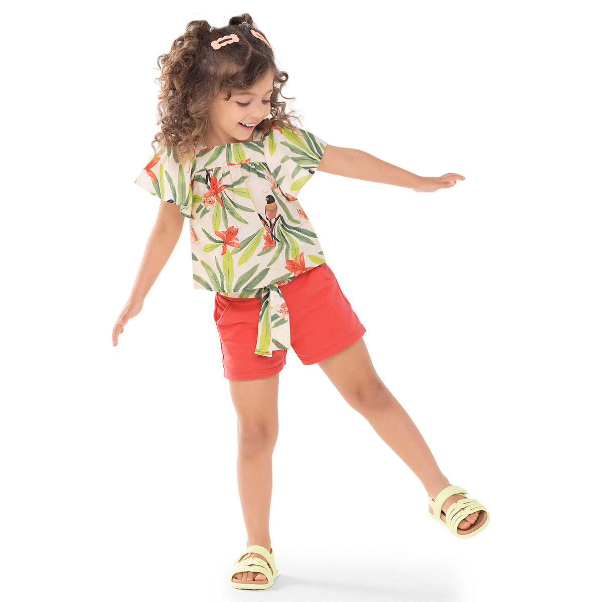 Conjunto polo hojas y pajaritos con short naranja - Igorperu